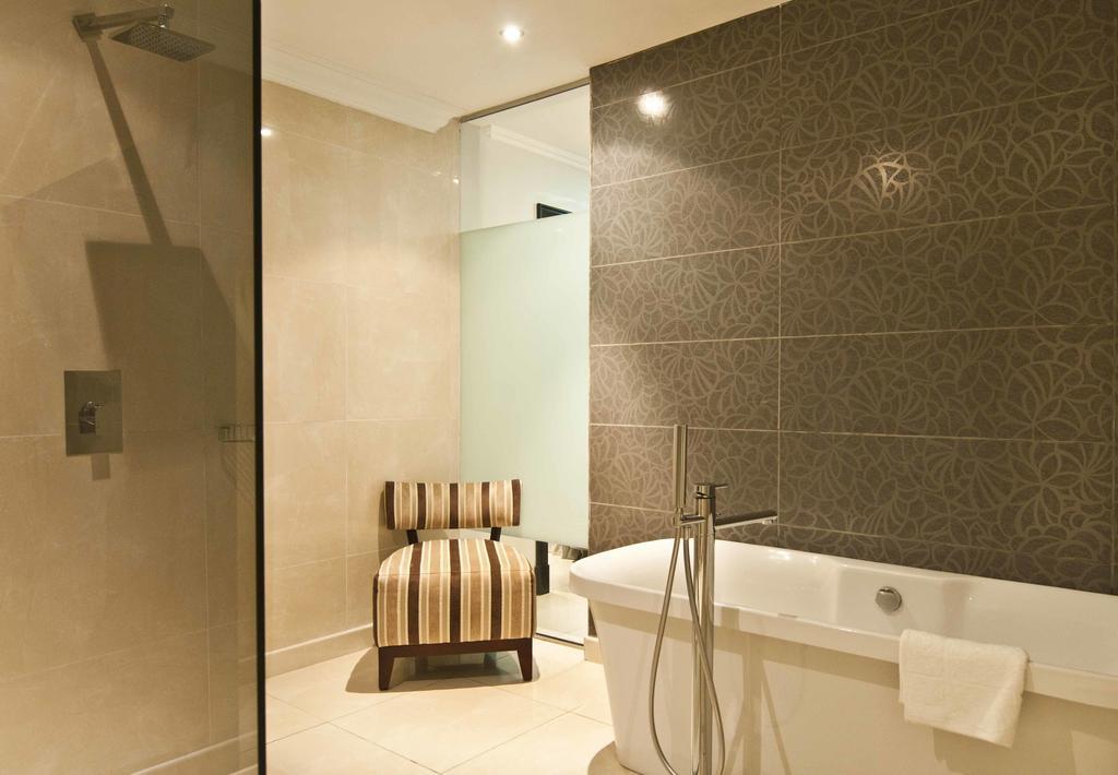 L'Eola Suites Abuja Pokoj fotografie